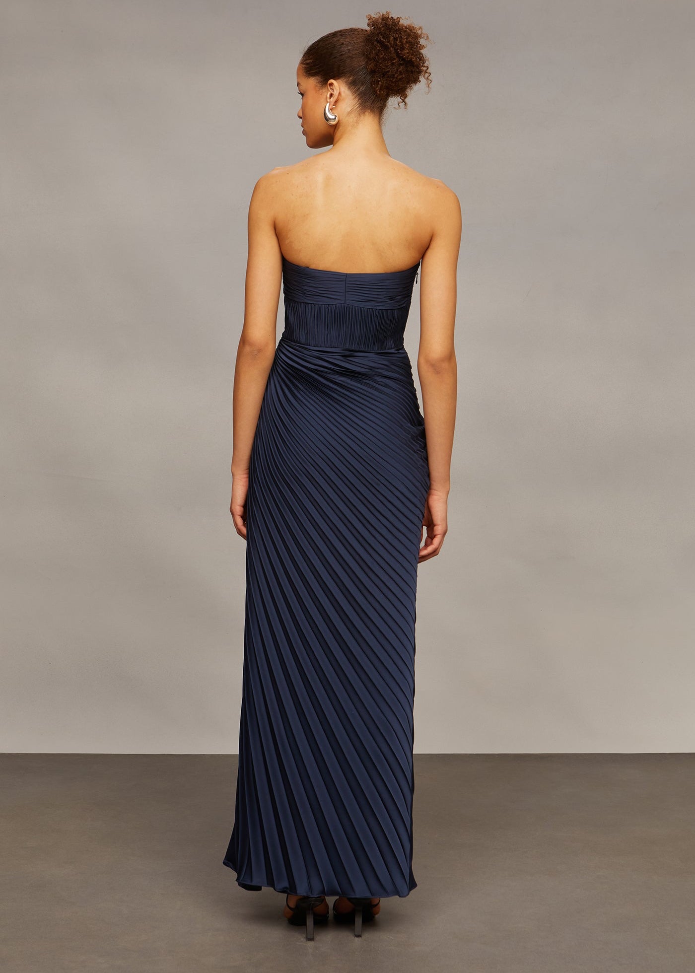 Joyceann Sweetheart Gown