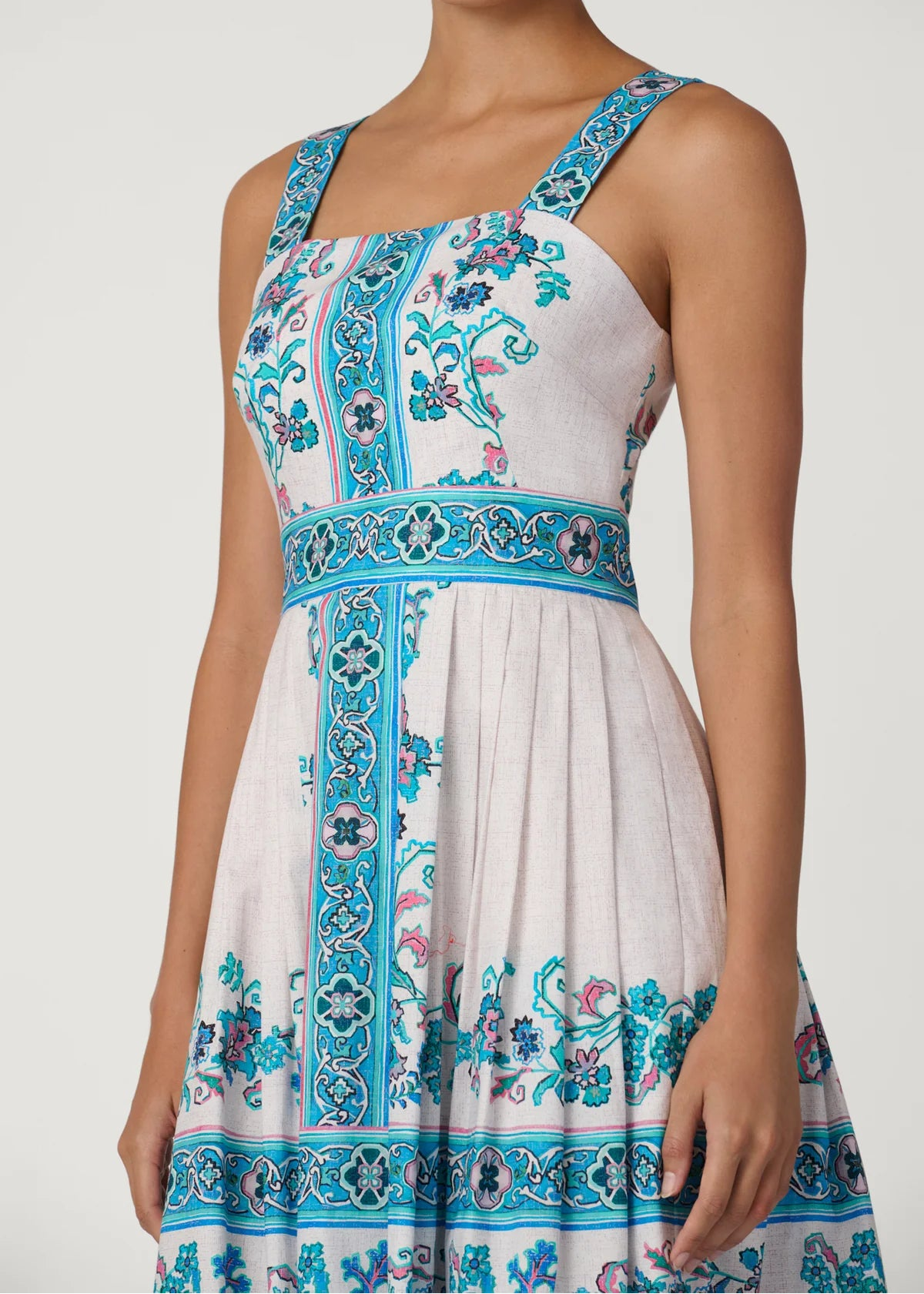 Almma Dress
