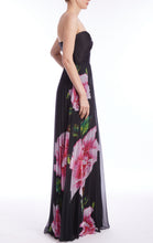 Load image into Gallery viewer, Pleated Chiffon Strapless Dress