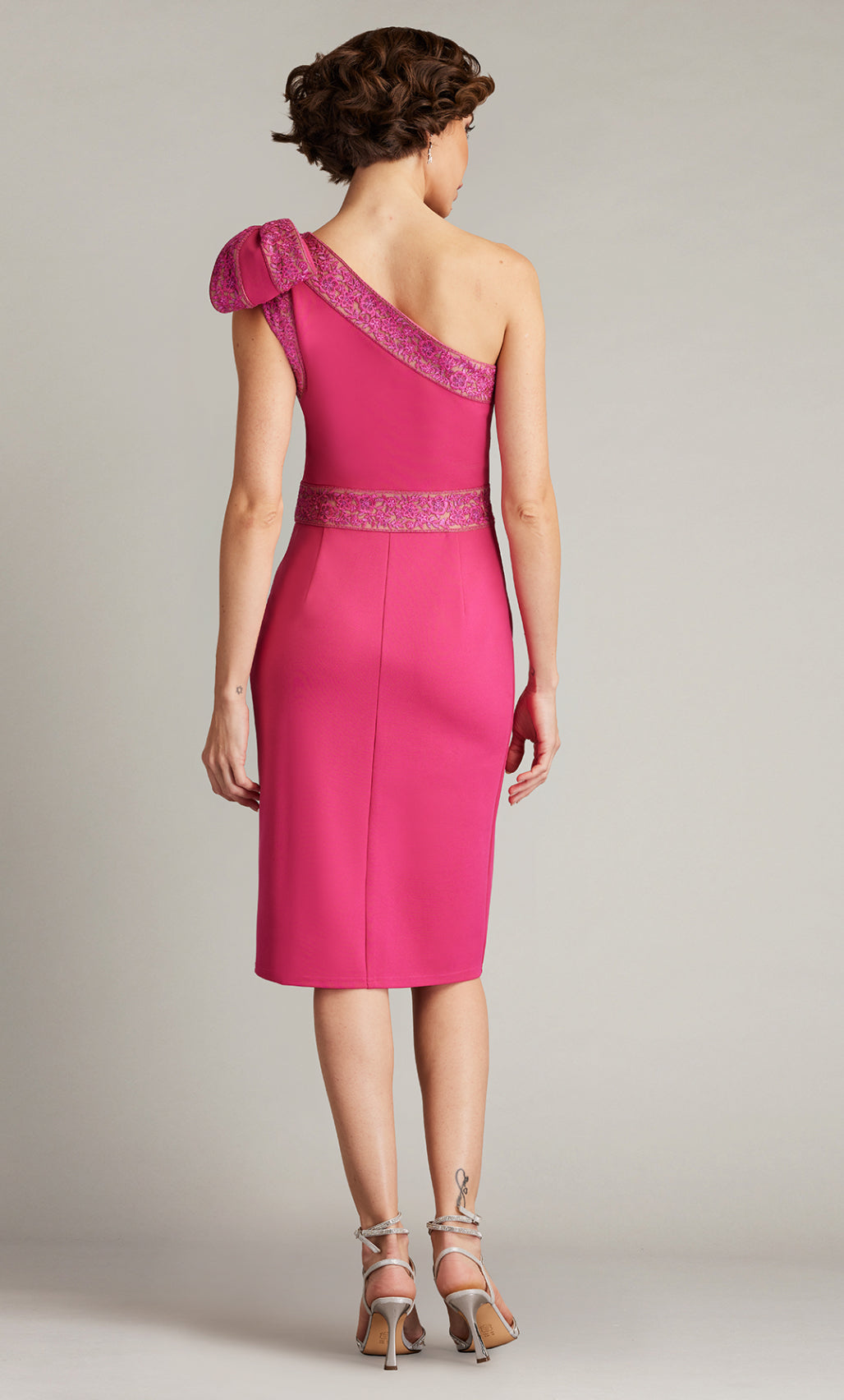 Sigan Bow-Shoulder Dress