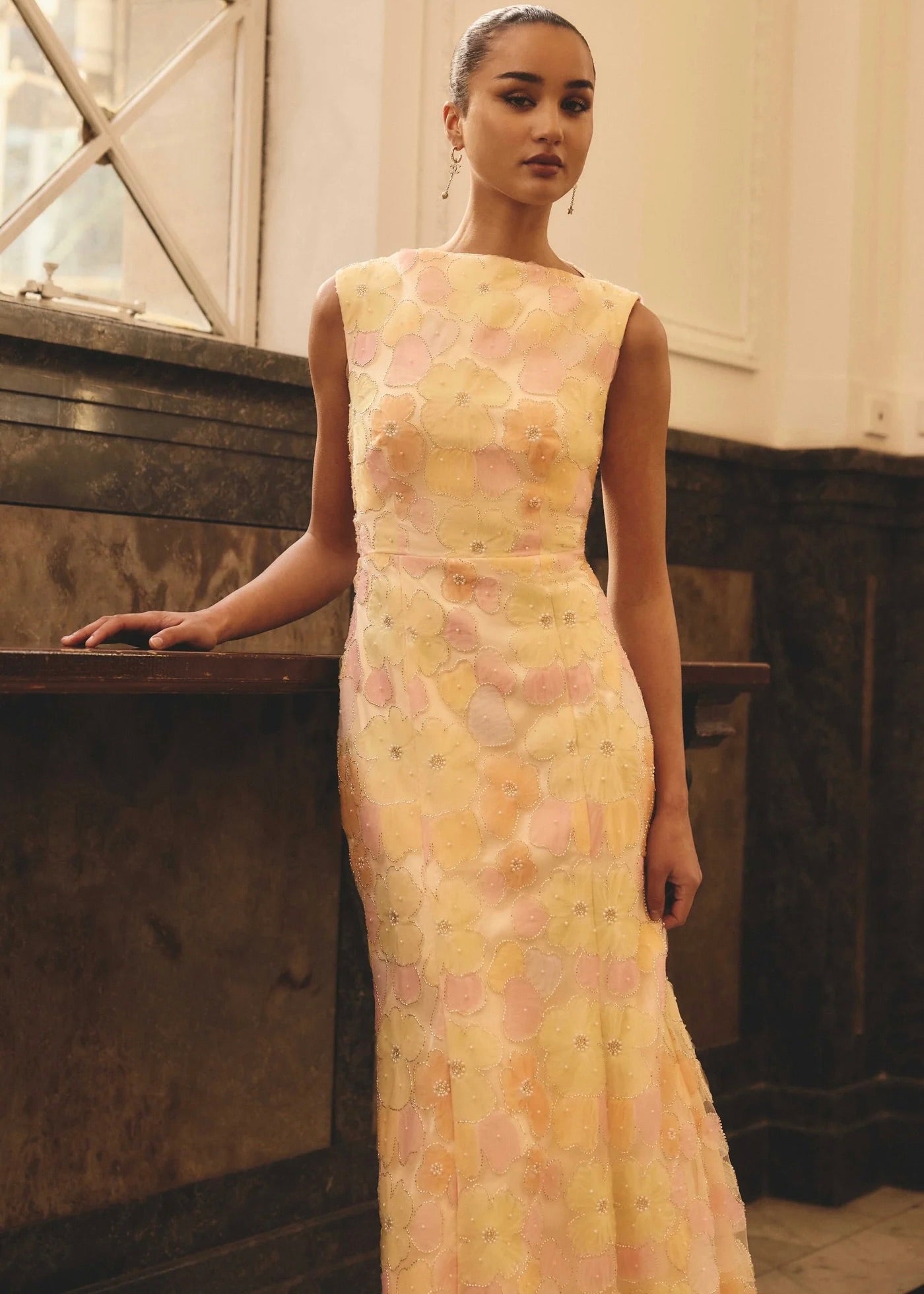 Zaria Sleeveless Gown