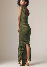 Load image into Gallery viewer, Evangeline Gown