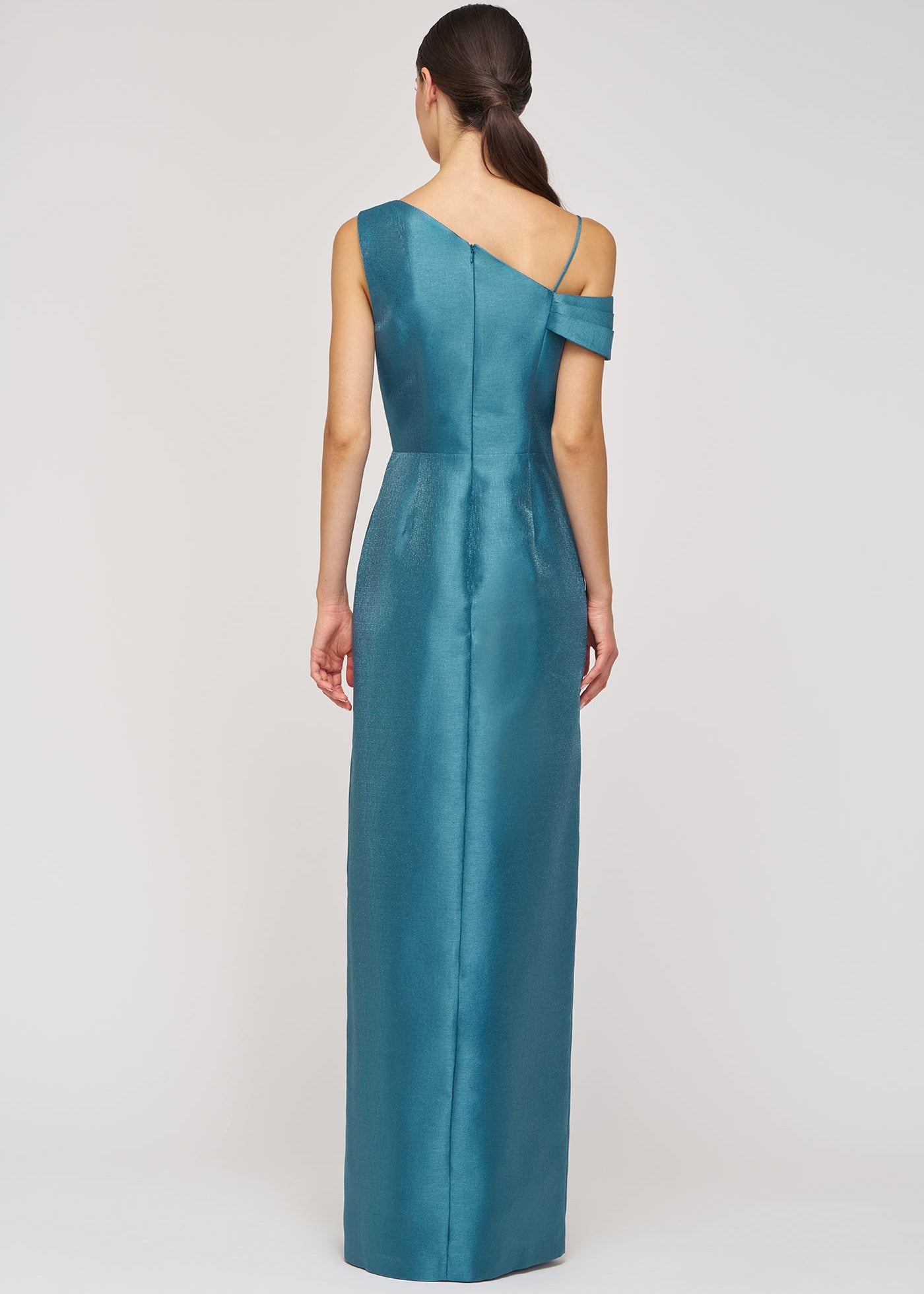 ROWAN COLUMN GOWN