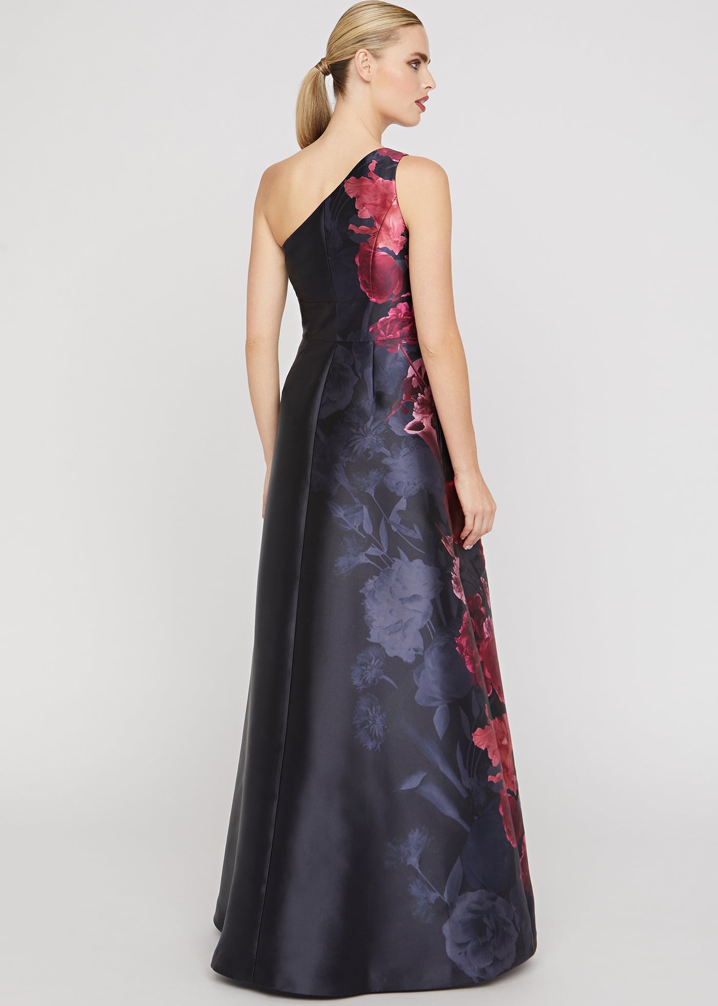 DIANNA GOWN