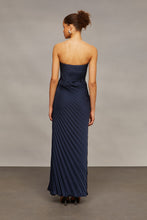 Load image into Gallery viewer, Joyceann Sweetheart Gown