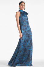 Load image into Gallery viewer, Kayla Gown