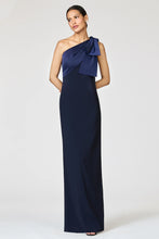 Load image into Gallery viewer, Estrella Gown