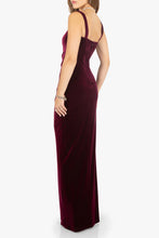 Load image into Gallery viewer, Domino Gown