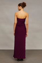 Load image into Gallery viewer, Joyceann Sweetheart Gown