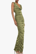 Load image into Gallery viewer, Evangeline Gown