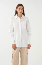 Load image into Gallery viewer, White Button Sleeve Detailed Blouse