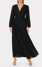 Load image into Gallery viewer, Nadie Pleated Maxi Dress