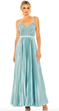 Load image into Gallery viewer, Strapless Pleated Dress