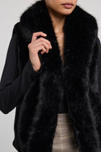 Load image into Gallery viewer, STEWART FAUX FUR VEST