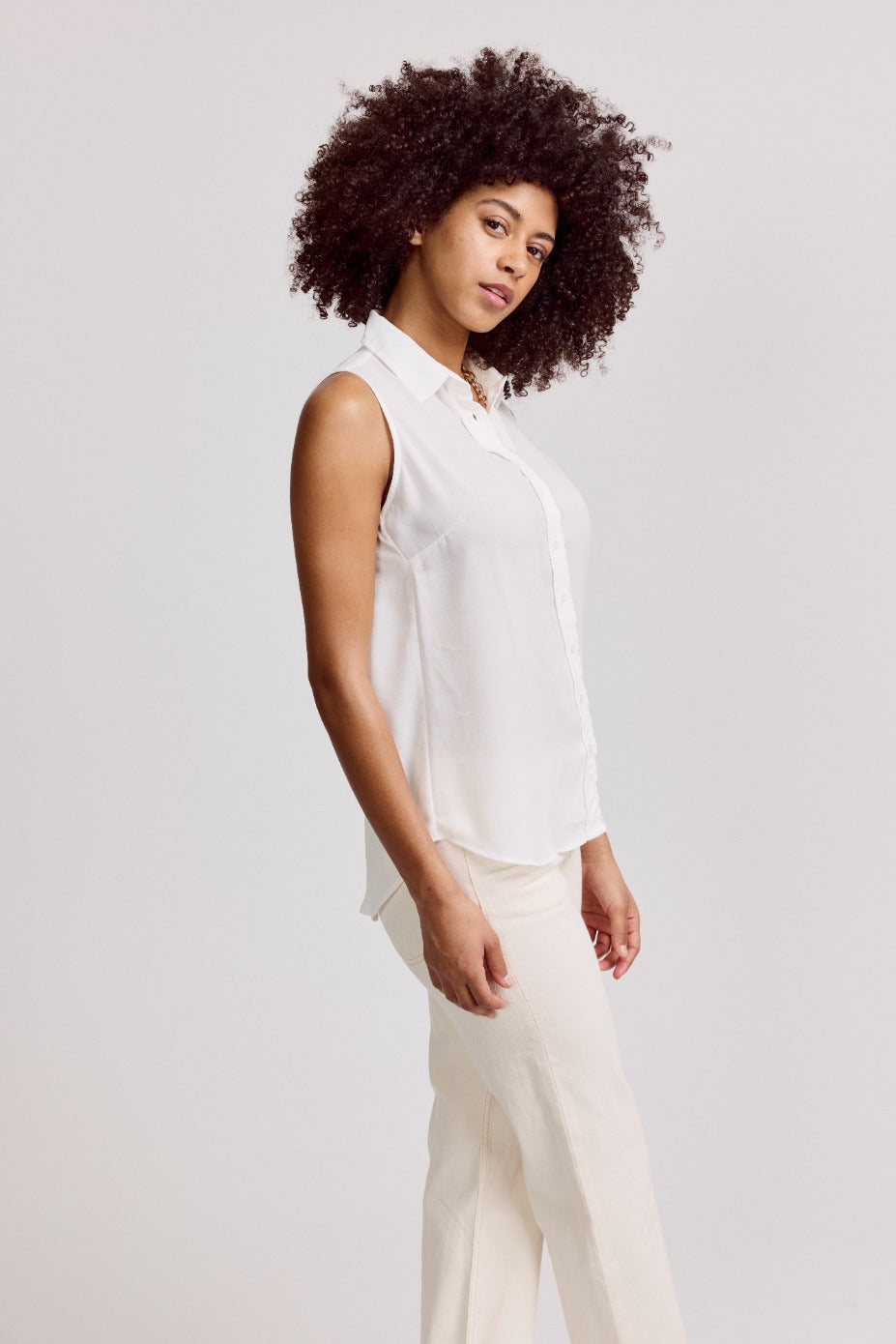 The Signature Sleeveless Shirt