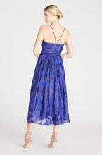 Load image into Gallery viewer, Sleeveless Midi Dress