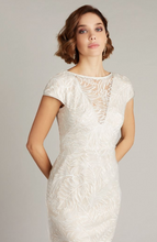 Load image into Gallery viewer, Cap Sleeve Lace Tulle Dress